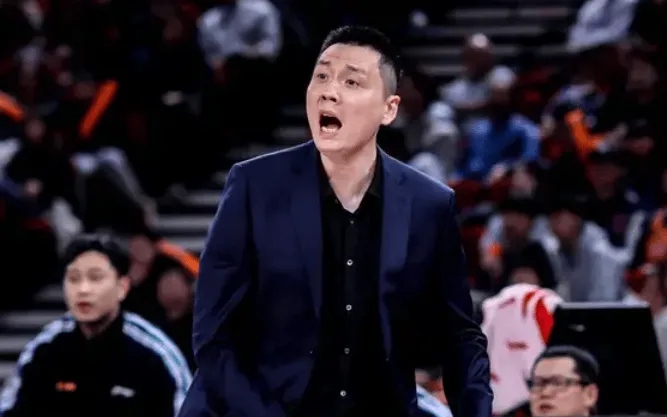 开云足球-卢伟：大王和哈桑兼容不了，这个问题一直困扰着我们教练组